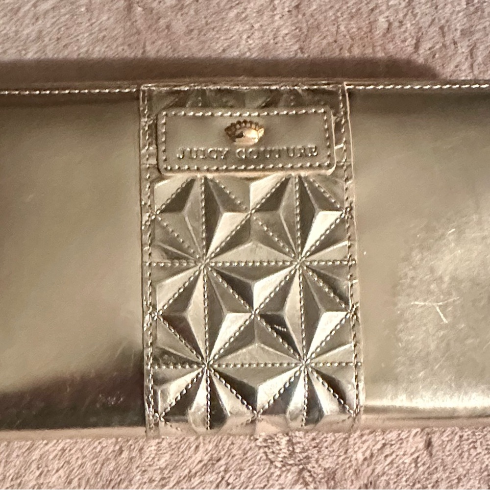 REDUCED!!! Juicy Couture Metallic Gold Wallet